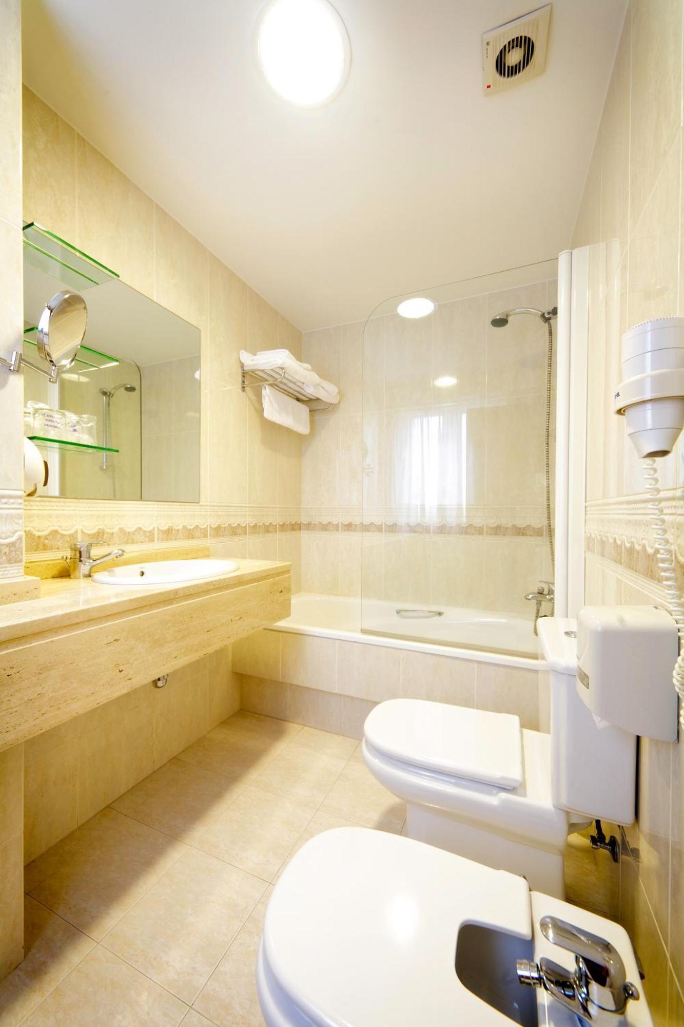 Hotel Florida Arteixo Luaran gambar